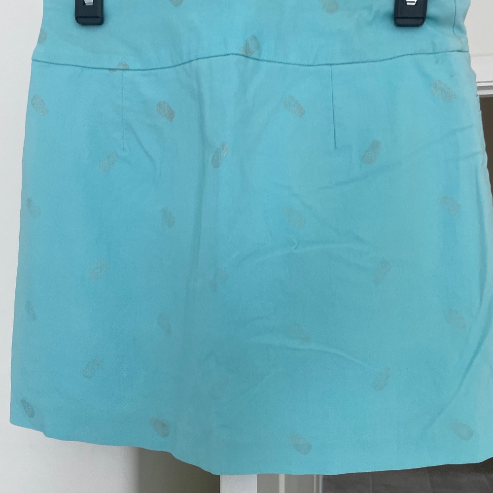 SUPER CUTE BLUE WITH GOLD PINEAPPLES ATTYRE SKORT